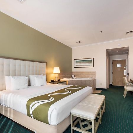 ווינטר הייבן Quality Inn & Suites Conference Center מראה חיצוני תמונה