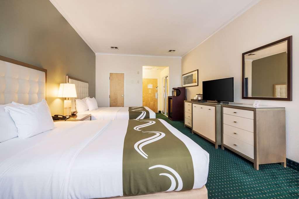 ווינטר הייבן Quality Inn & Suites Conference Center חדר תמונה