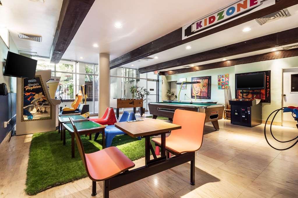 ווינטר הייבן Quality Inn & Suites Conference Center שירותים תמונה