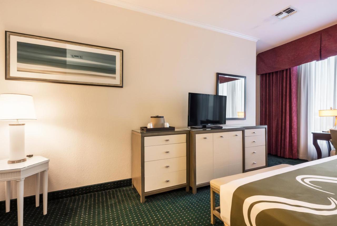 ווינטר הייבן Quality Inn & Suites Conference Center מראה חיצוני תמונה