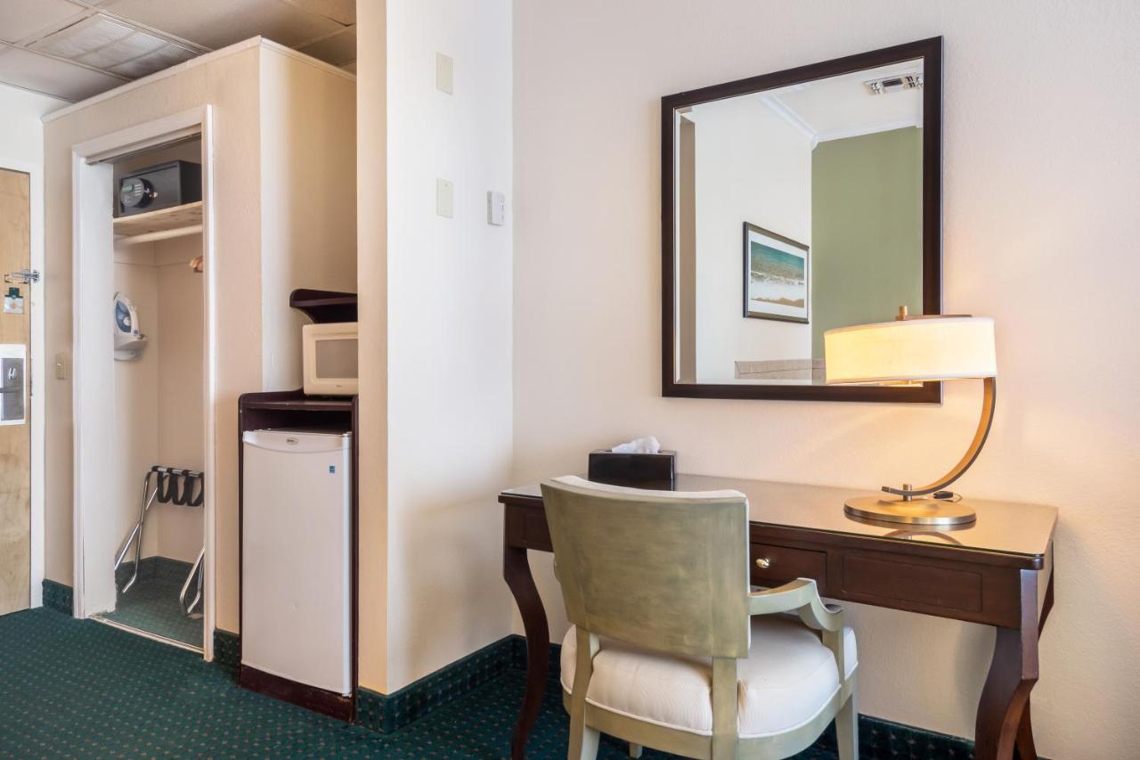 ווינטר הייבן Quality Inn & Suites Conference Center מראה חיצוני תמונה